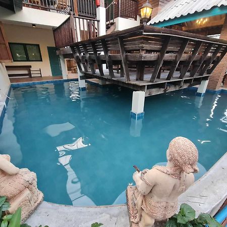 Tepbunthomhouse Ayutthaya Appartement Buitenkant foto