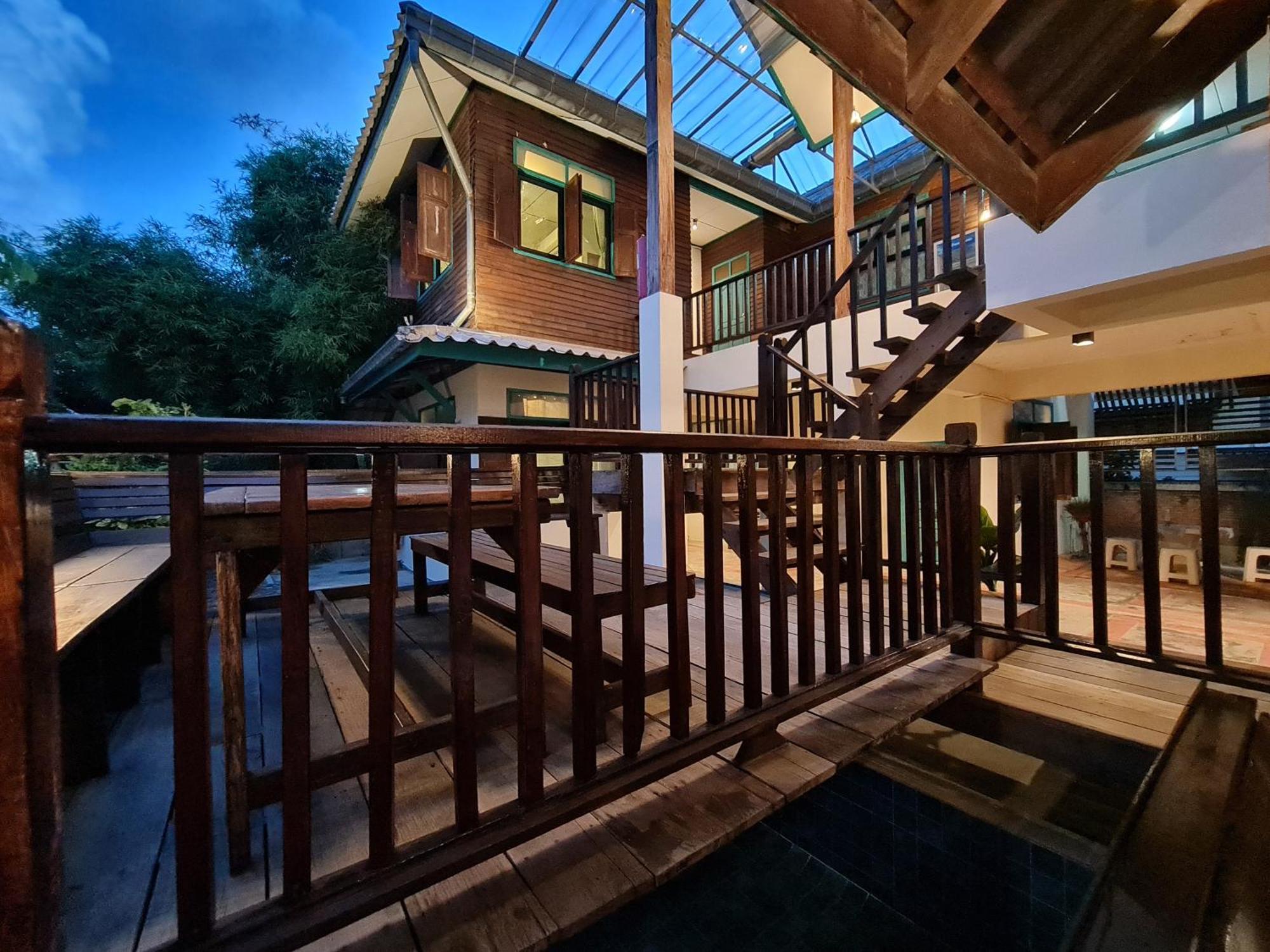 Tepbunthomhouse Ayutthaya Appartement Buitenkant foto