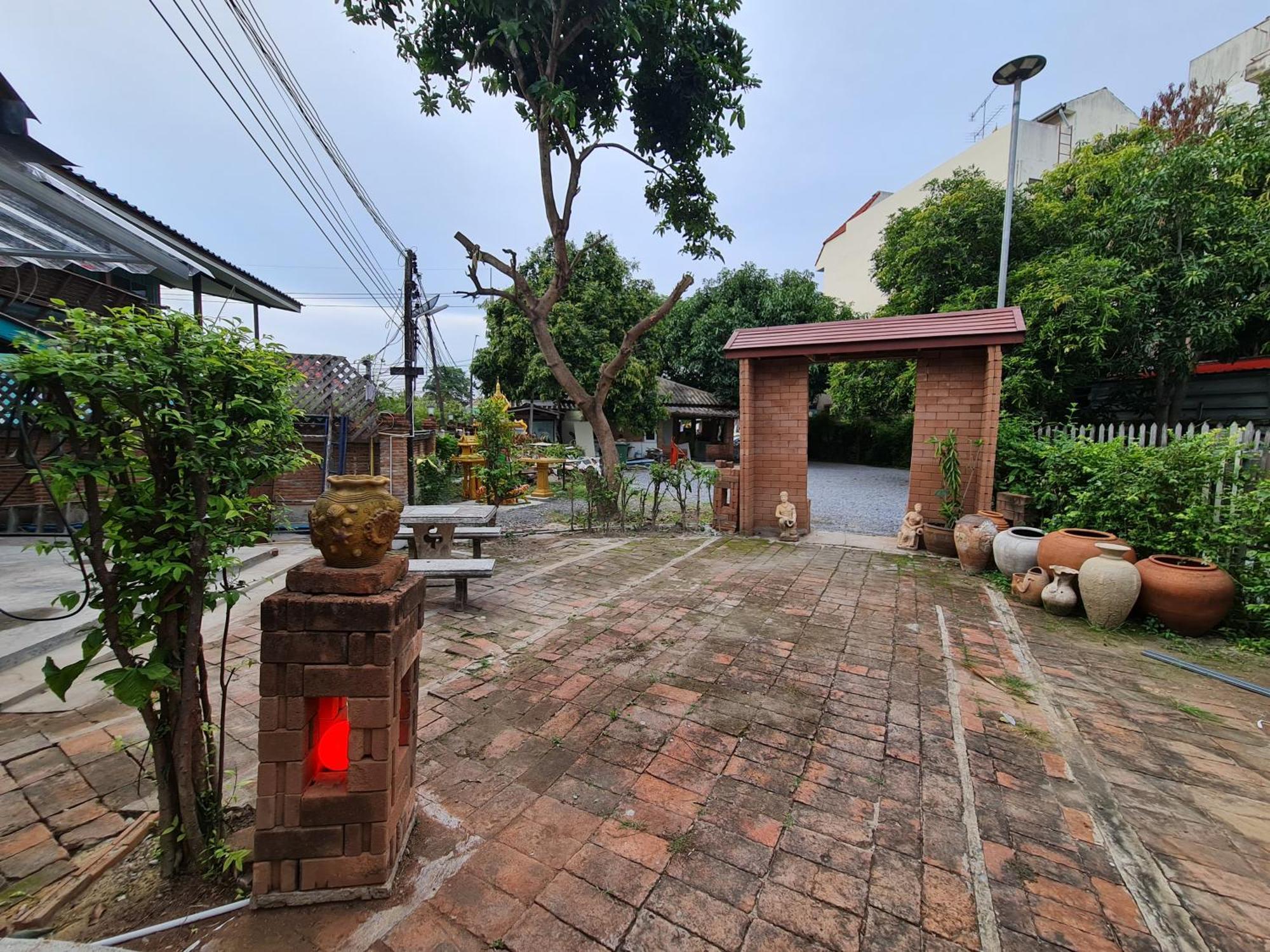 Tepbunthomhouse Ayutthaya Appartement Buitenkant foto