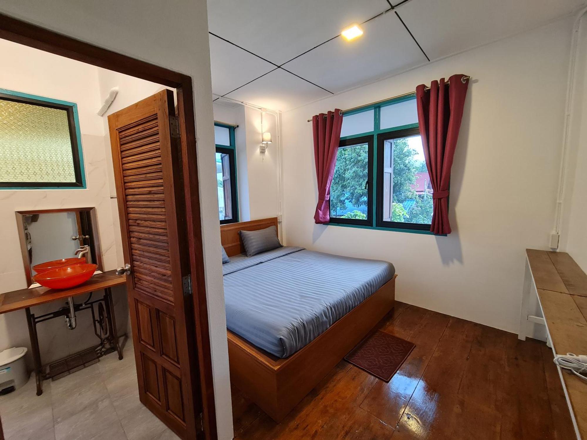 Tepbunthomhouse Ayutthaya Appartement Buitenkant foto
